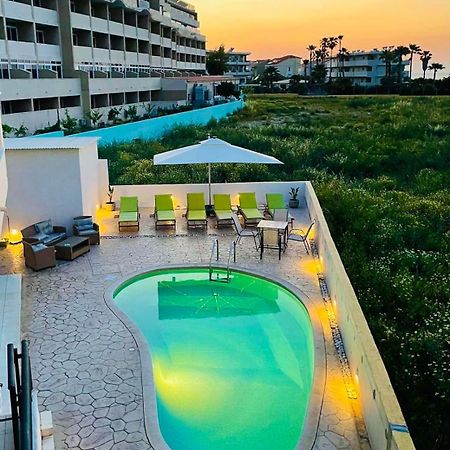 White&Blue Luxury Suites Ialysos  Buitenkant foto