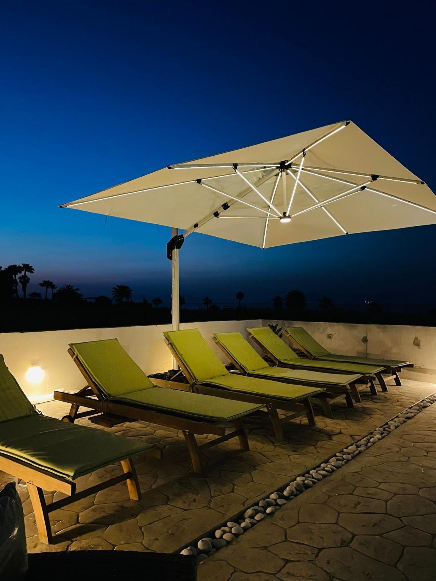 White&Blue Luxury Suites Ialysos  Buitenkant foto