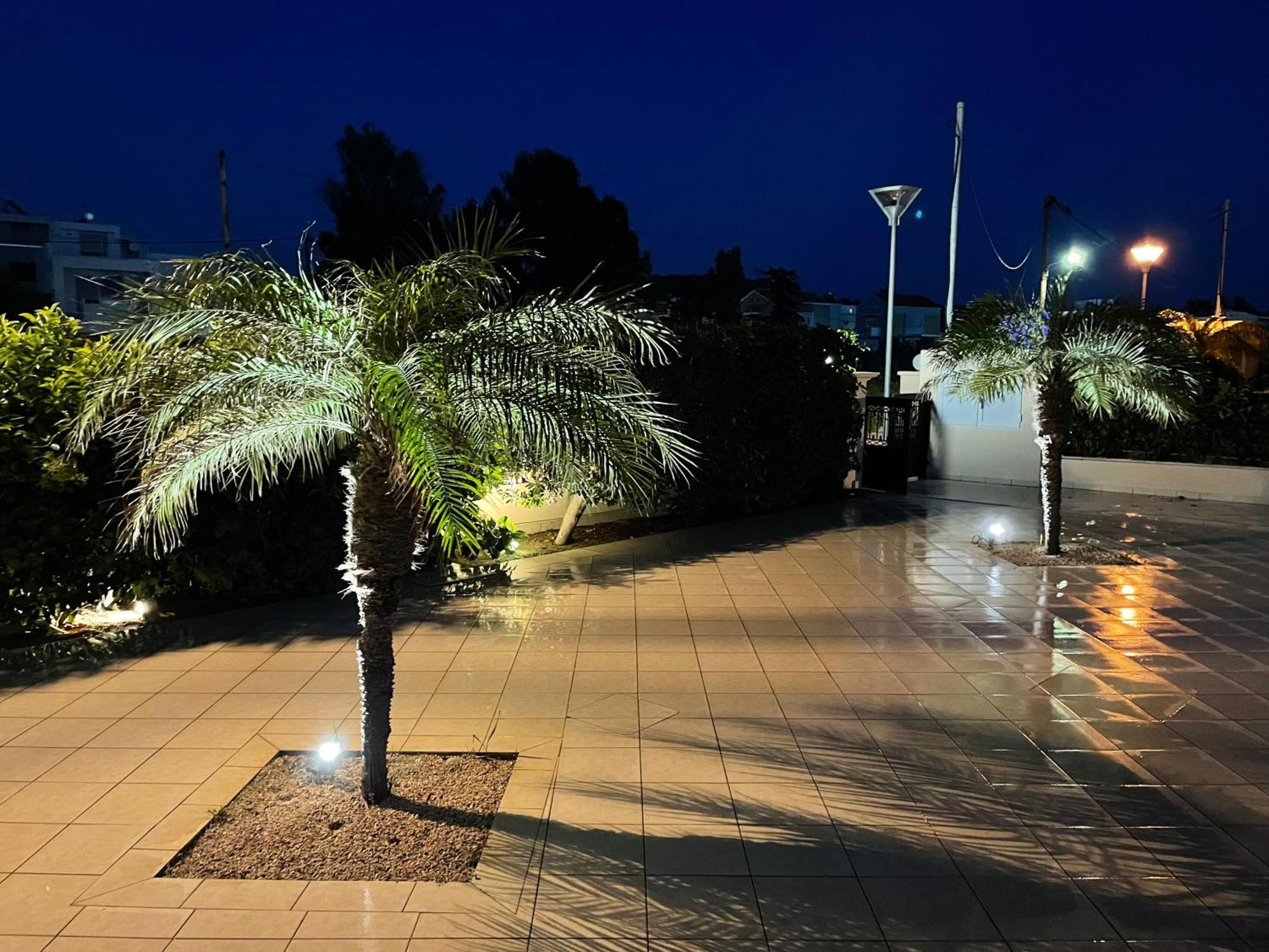 White&Blue Luxury Suites Ialysos  Buitenkant foto
